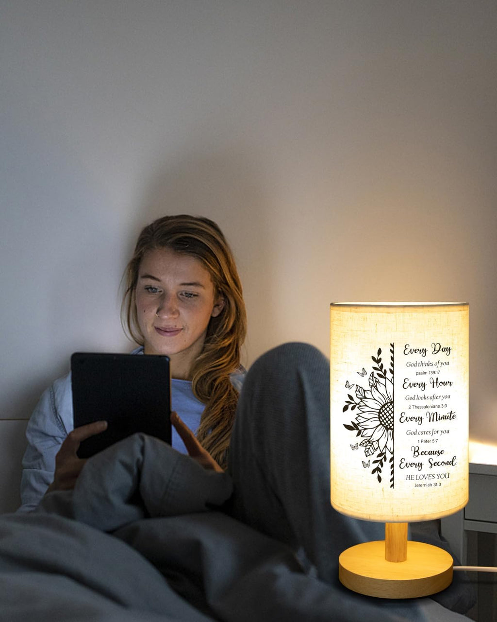 Dear Mom" Bible Verse Table Lamp – Christian Bedside Light with Inspirational Message, Faith Gift for Her